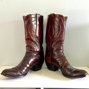 Men’s Lucchese Cowboy Boots.  San Antonio made.  Size 11 B.